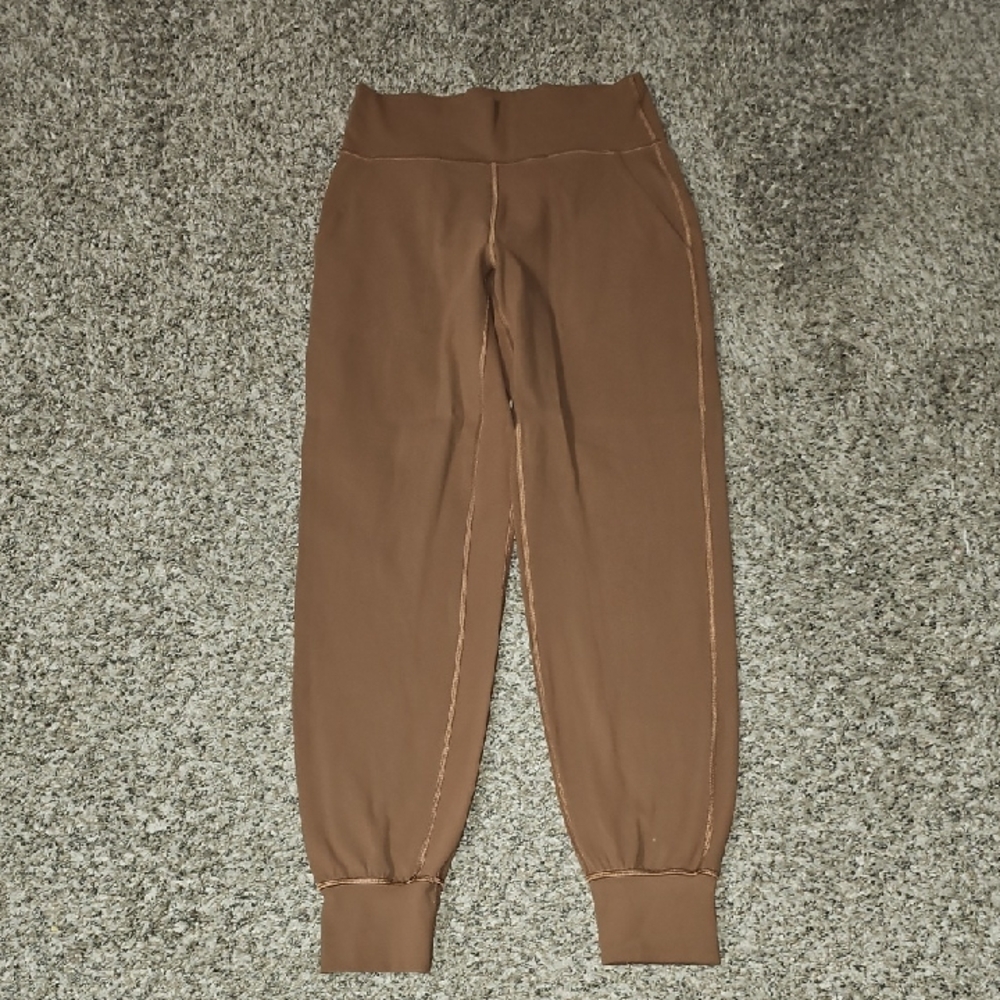 Lululemon Align High Rise Joggers With Pockets. Sz 6 28"inseam!! Roasted Brown!